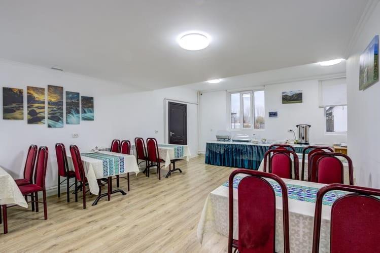 Olive Hotel Kochkor Εξωτερικό φωτογραφία